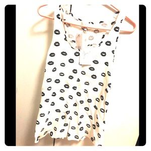 Joie lips tank top